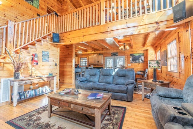 Building Photo - 444 Sugar Mountain Way Unit ID1265918P