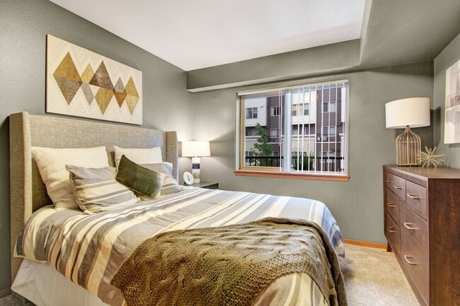 Photo - Echo Lake Apartments