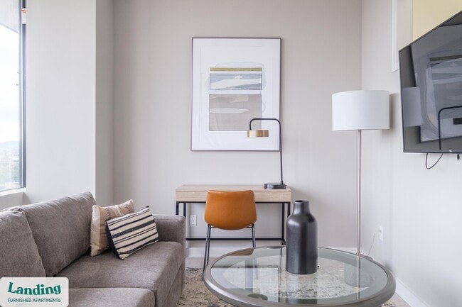 Photo - 600 19th St N Unit 609.1407339