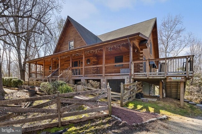 Photo - 8 Hope Valley Ln