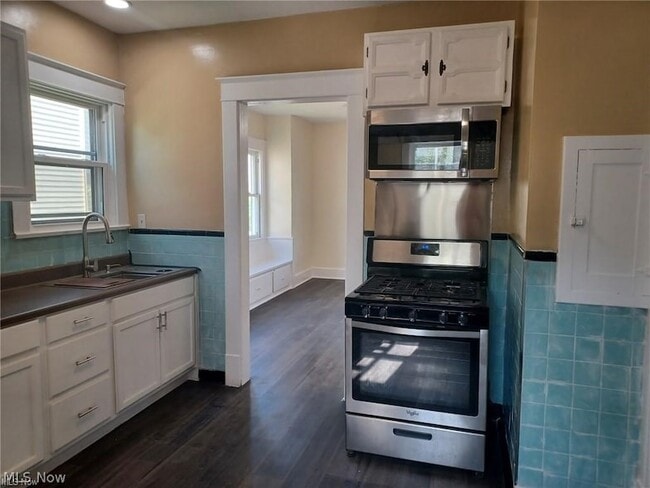 Photo - 112 N Portland Ave