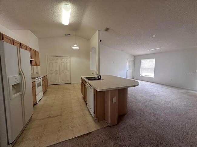 Photo - 33 Rybark Ln