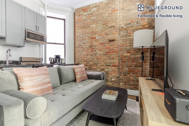 Building Photo - 248 Mott St Unit FL2-ID1854