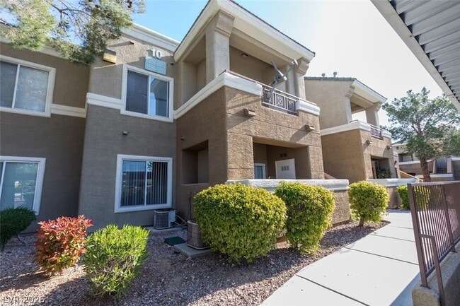 Building Photo - 8070 W Russell Rd Unit 1051