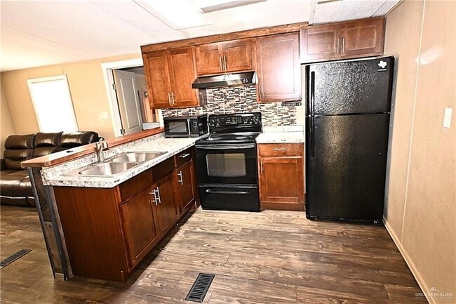 Photo - 834 S 13th St