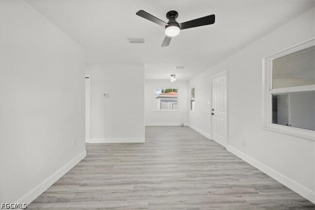 Photo - 1644 Pawnee St