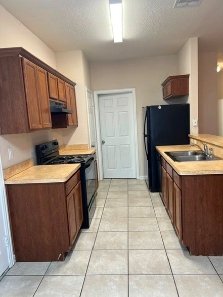 Photo - 7903 Marydean Ave