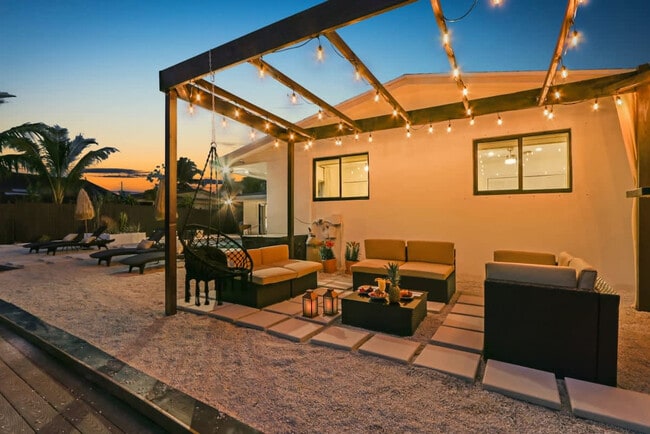 Photo - 2325 NE 195th St Unit ID1372348P