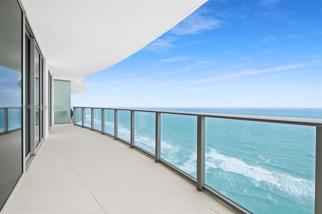 Building Photo - 4111 S Ocean Dr Unit 3001