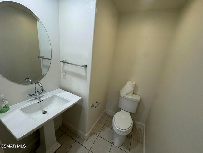 Photo - 14412 Killion St Unit 102