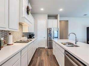 Photo - 114 Chinaberry Bnd