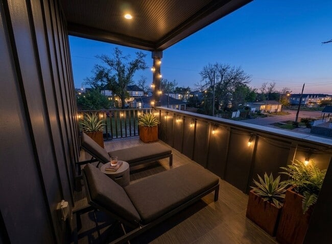 Photo - 505 E 40th St