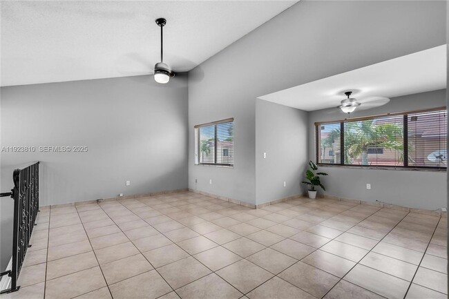 Photo - 341 W Park Dr Unit 20315