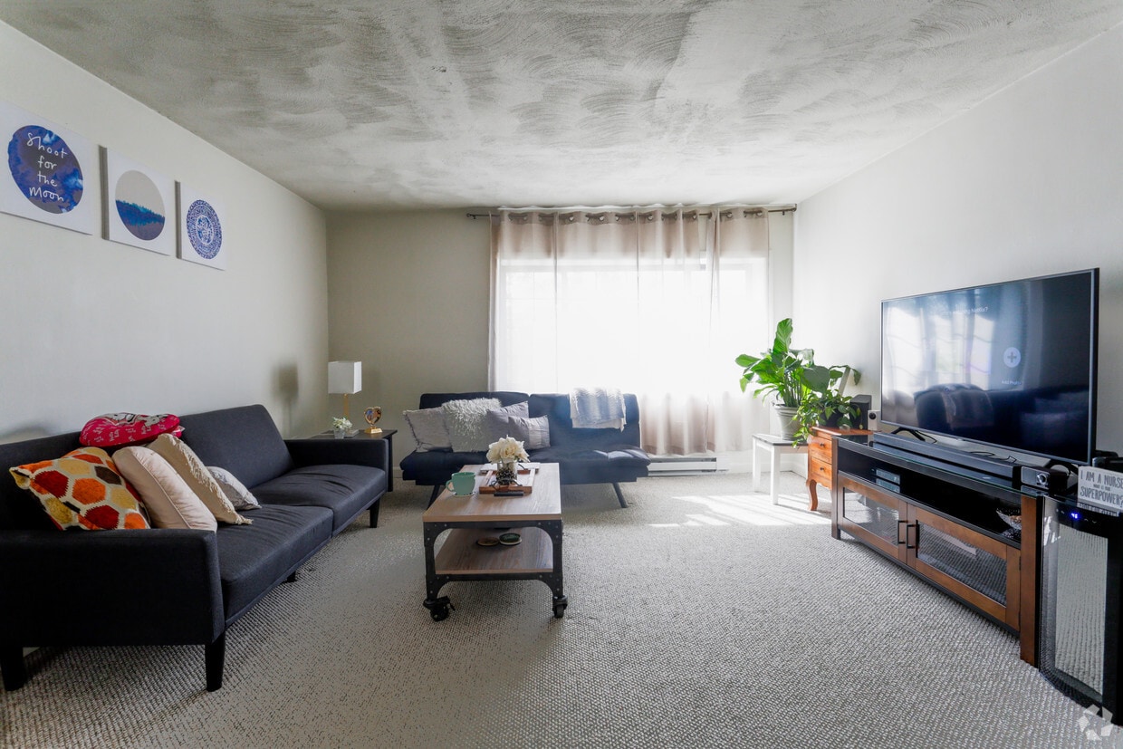 Floor Plan - 2 Bedroom, non-renovated