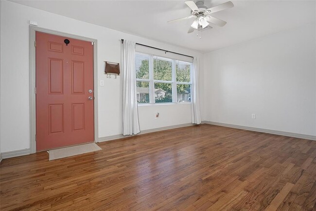 Photo - 7014 NW 45th St