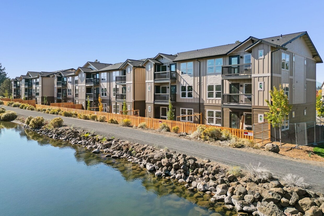 Floor Plan - 373 Reed Market 2 Bed 2 Bath