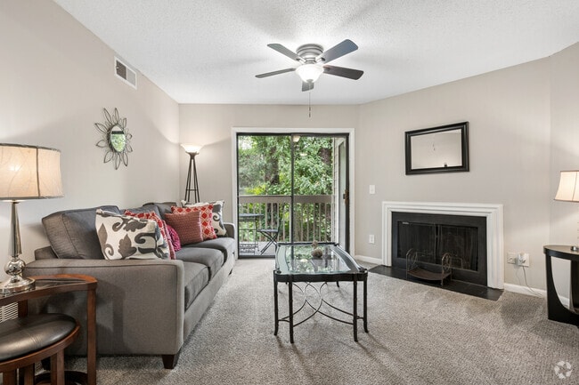 2BR, 2BA - 1,010SF - Living Room - Trails At Bethabara