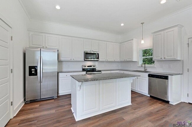 Photo - 5832 Lake Shelf Dr