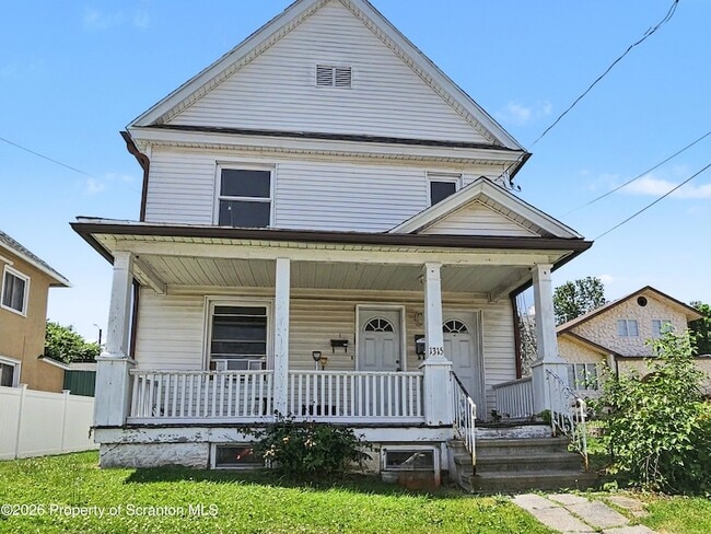 Building Photo - 1315 Farr St Unit 2