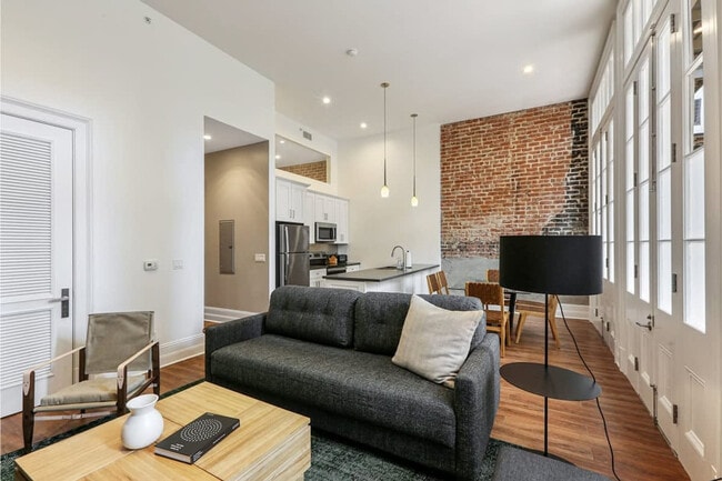 Building Photo - 822 Perdido St Unit ID1272311P