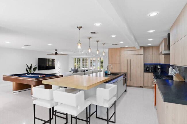 Photo - 4710 NE 27th Ave Unit ID1023052P