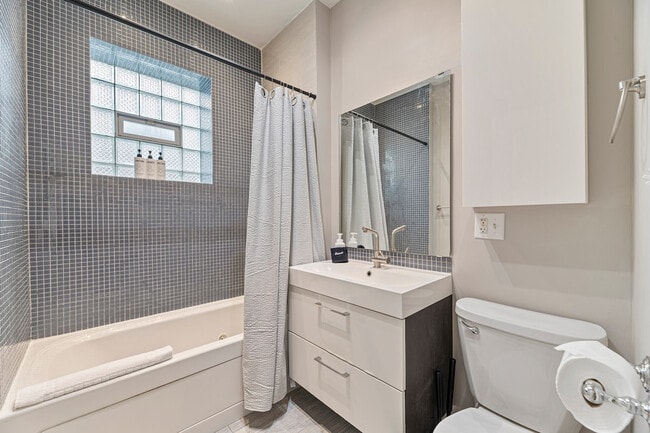 Photo - 1351 N Lawndale Ave Unit SI ID1265099P