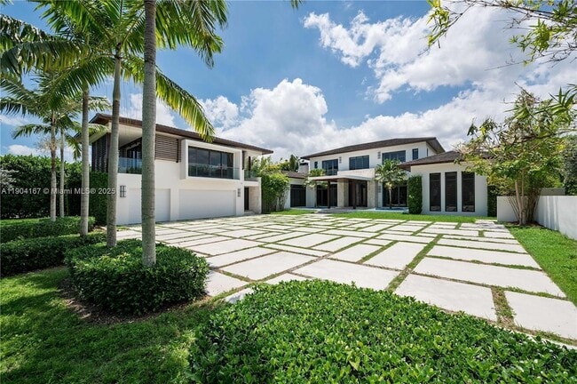 Photo - 9000 SW 63rd Ct