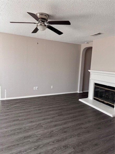 Photo - 652 Spillway Dr