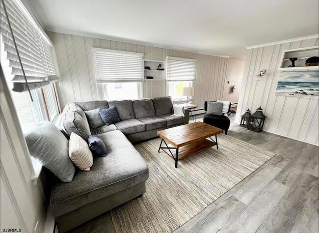 Photo - 512 W Brigantine Ave