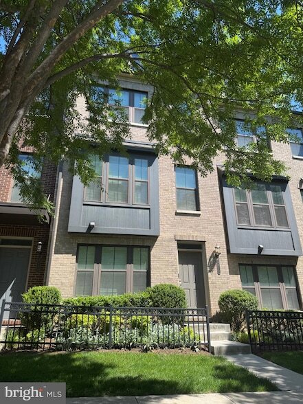 Building Photo - 4610 Woodberry St