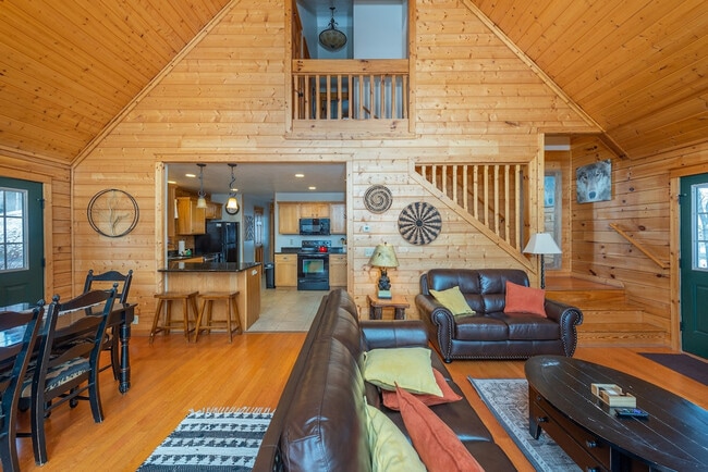 Photo - 70 Summit Way Unit SI ID1023092P