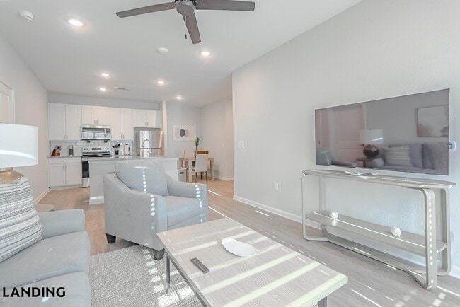 Photo - 1650 Harris Hill Rd Unit 06-6209