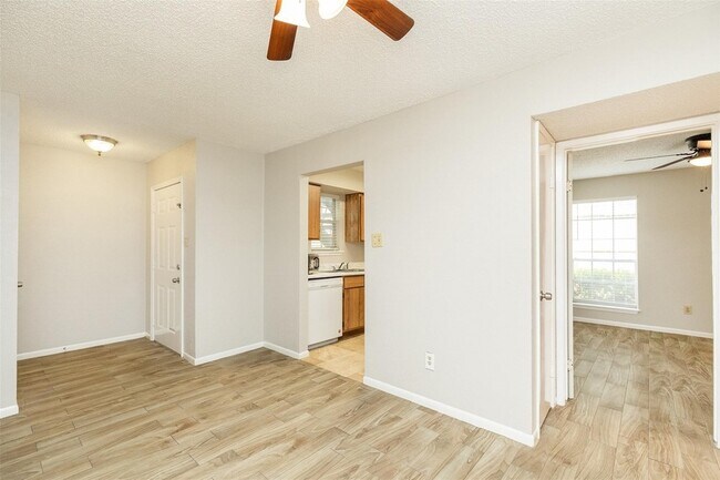 Photo - 2800 Jeanetta St Unit 2805