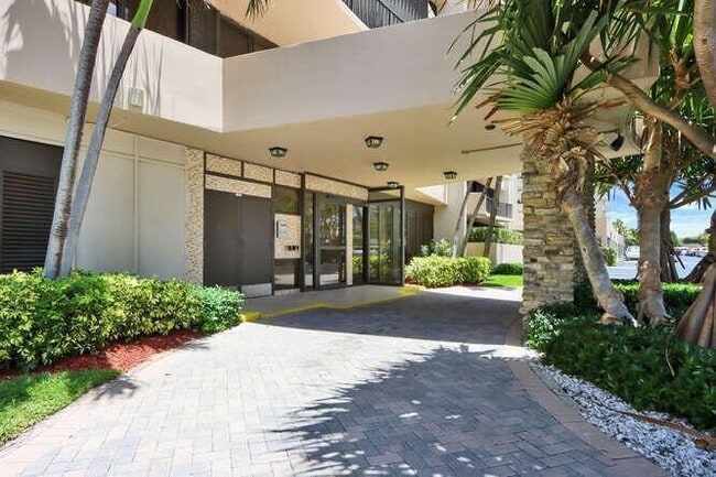 Photo - 4200 N Ocean Dr Unit 2-903