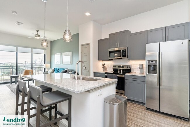 Building Photo - 302 13th St S Unit 602.1413172