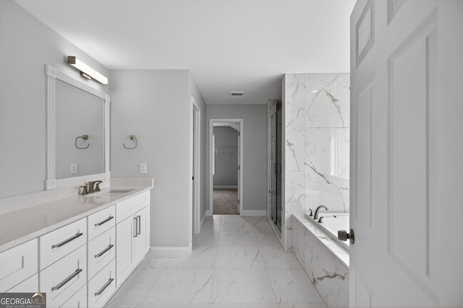 Photo - 1226 Bloomsbury Ln