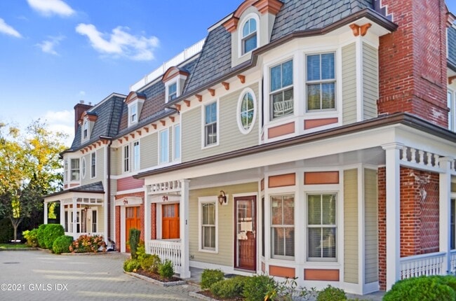 Building Photo - 282 Bruce Park Ave Unit 2