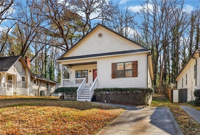 Photo - 991 Ada Ave NW