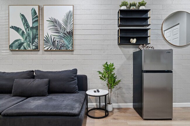 Photo - 4113 W Virginia Ave Unit ID1244355P