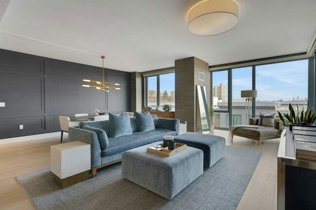 Photo - 9 Ave at Port Imperial Unit PH03