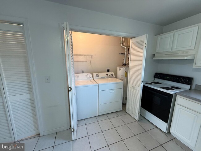 Photo - 23 Taft Ave Unit 3