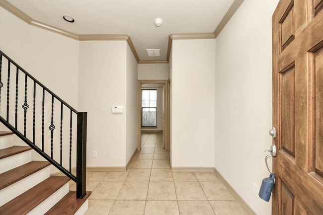 Photo - 5711 Kiam St