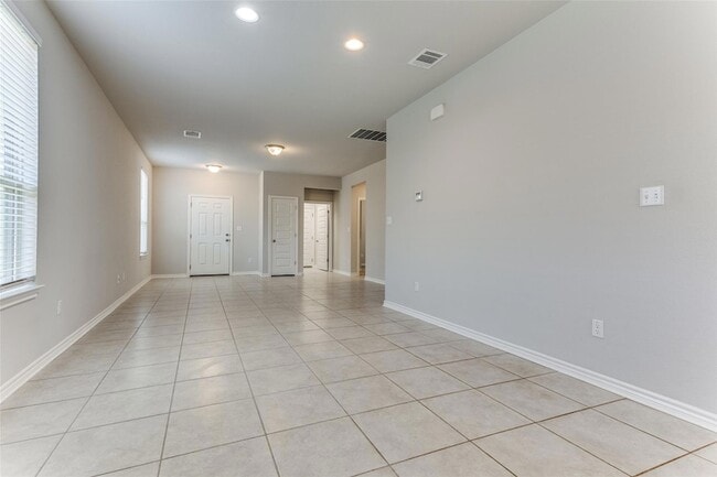 Photo - 341 Trellis Blvd
