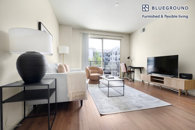 Photo - 3100 Esperanza Crossing Unit FL2-ID350