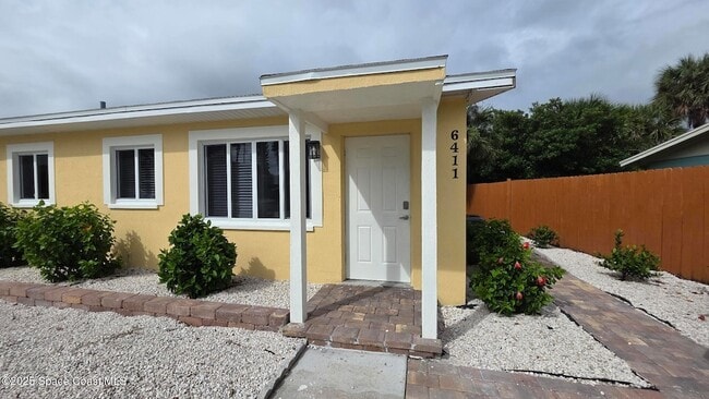 Building Photo - 6411 Ridgewood Ave