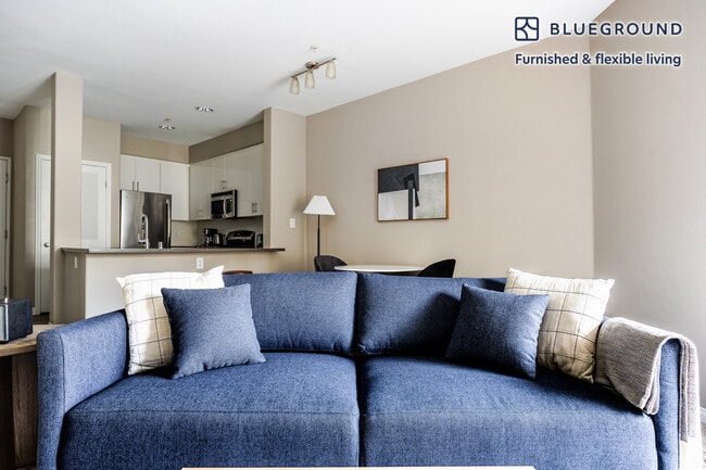 Photo - 25 S Oak Knoll Ave Unit FL3-ID1315