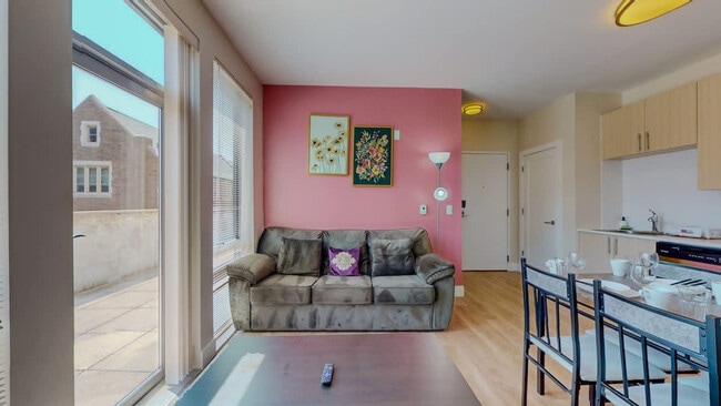 Building Photo - 573 Bedford St Unit SI ID1501464P