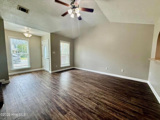 Photo - 705 Whispering Willow Way