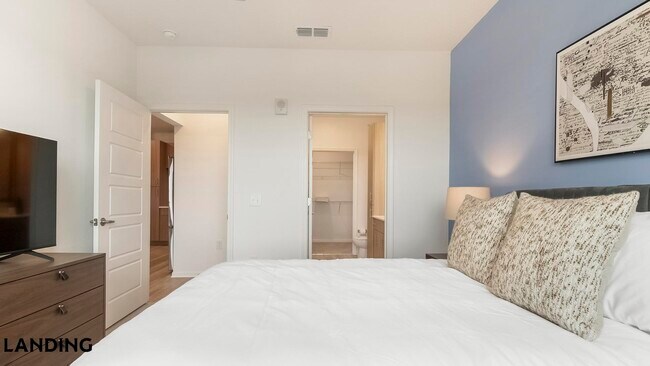 Photo - 4355 Tapestry Headwaters Dr Unit 4320-404