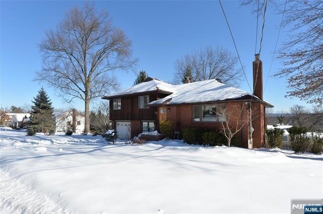 Photo - 79 Grand Blvd